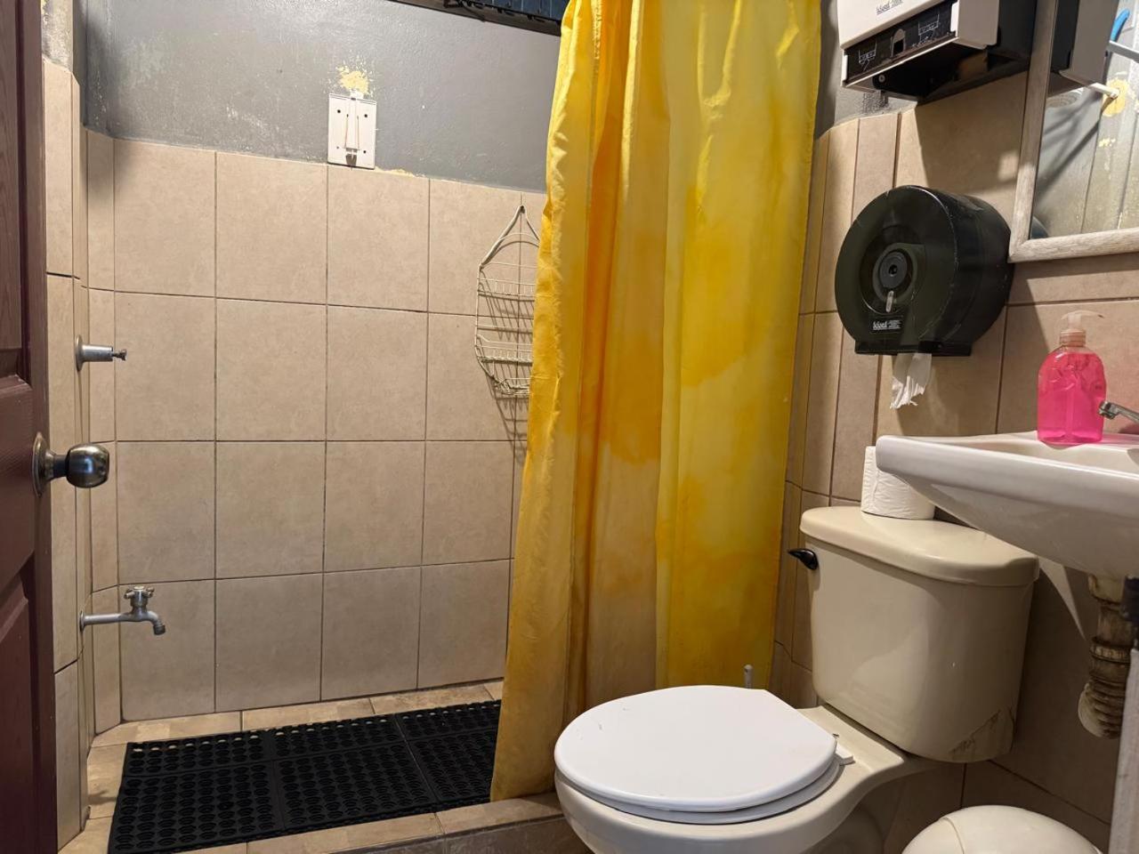 Kalunay Hostel Puerto Viejo de Talamanca Екстер'єр фото
