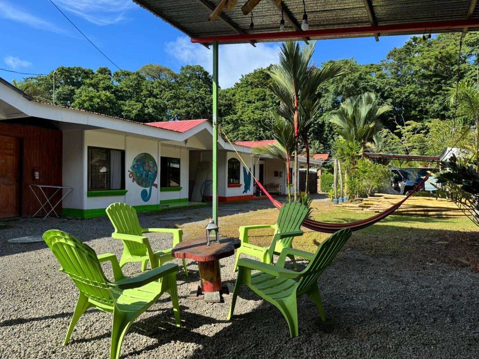 Kalunay Hostel Puerto Viejo de Talamanca Екстер'єр фото