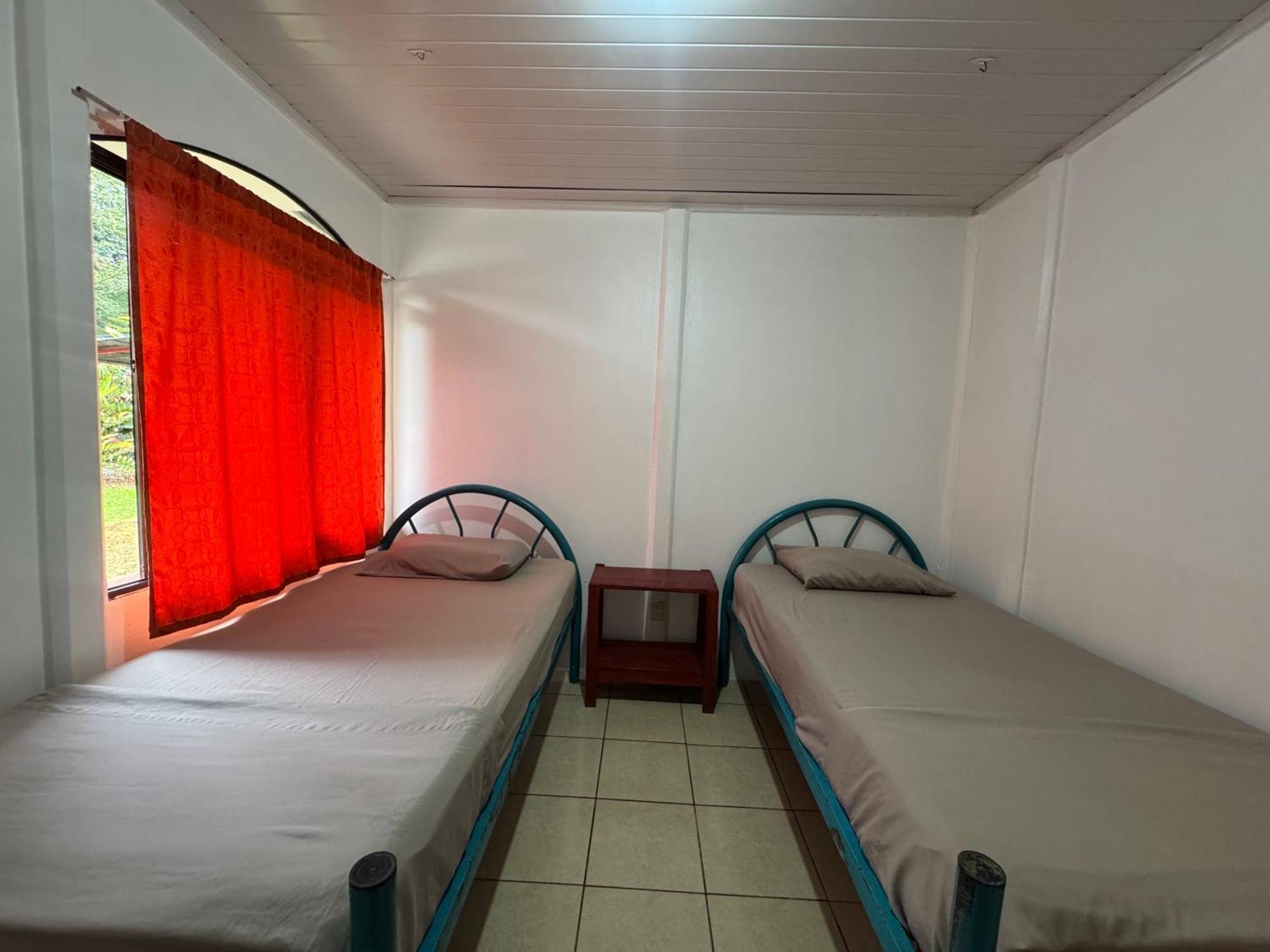 Kalunay Hostel Puerto Viejo de Talamanca Екстер'єр фото