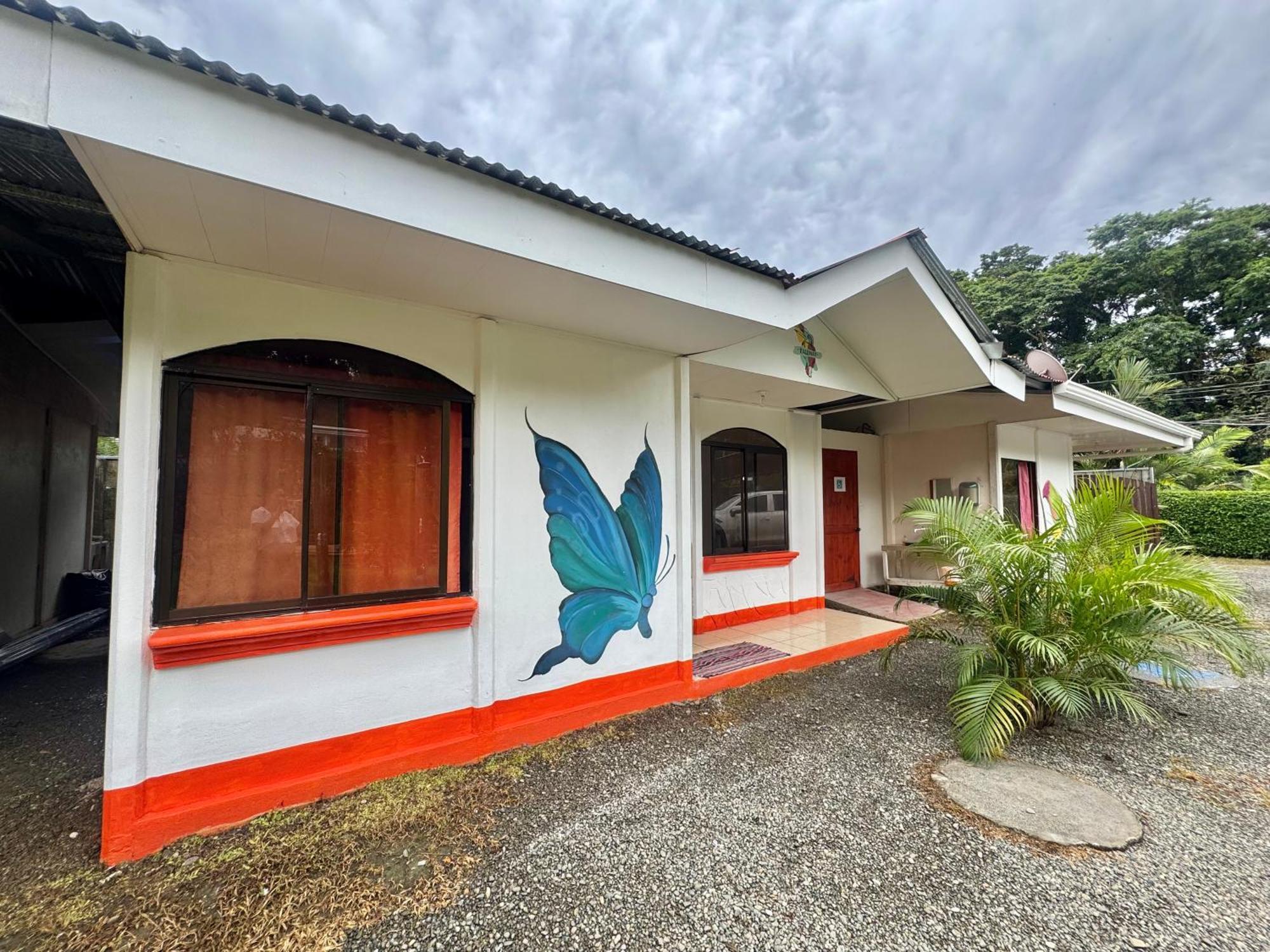 Kalunay Hostel Puerto Viejo de Talamanca Екстер'єр фото